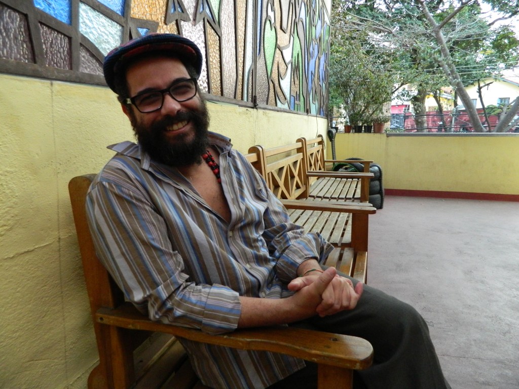 'Sou o Robin Hood de mim mesmo, que fui desfavorecido', diz Renato dias