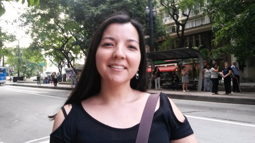 "Gaste seu dinheiro viajando"