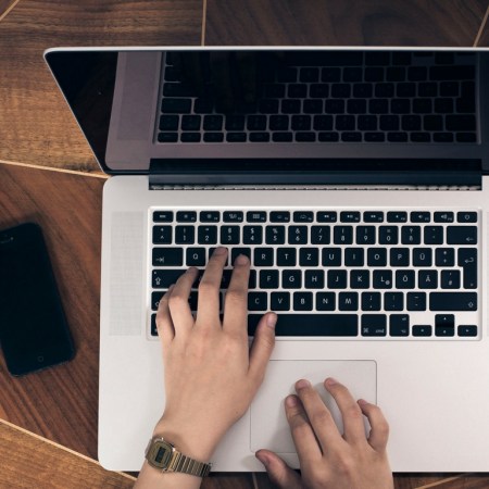 Como escrever um livro sobre a sua história